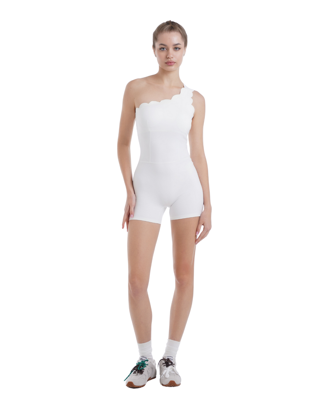 Seamora White